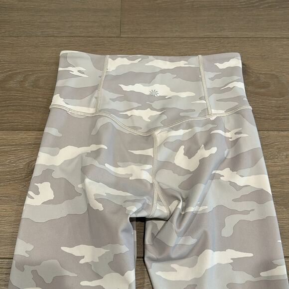 ATHLETA Taupe Gray Camo Elation 7/8 Tight Active Workout Gym Leggings Size XS - Picture 6 of 12